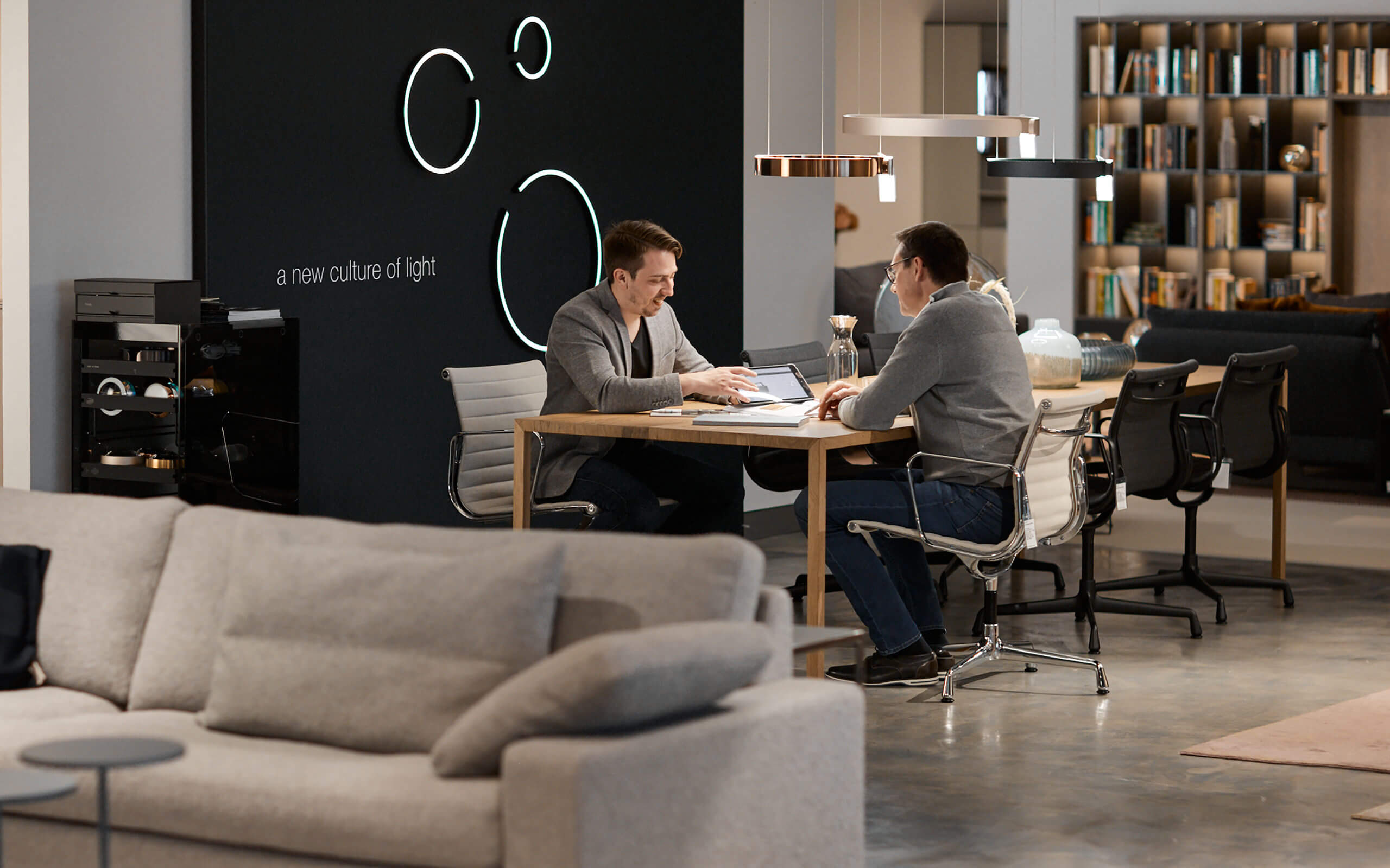 Einrichtungsberatung bei bühler einrichtungen Einrichtungsberatung bei bühler einrichtungen - individuelle Einrichtung, Möbel nach Maß, Möbelanpassung, Einrichtungsplanung, 3D-Planung - bühler einrichtungen in Friesenheim bei Offenburg zwischen Karlsruhe und Freiburg