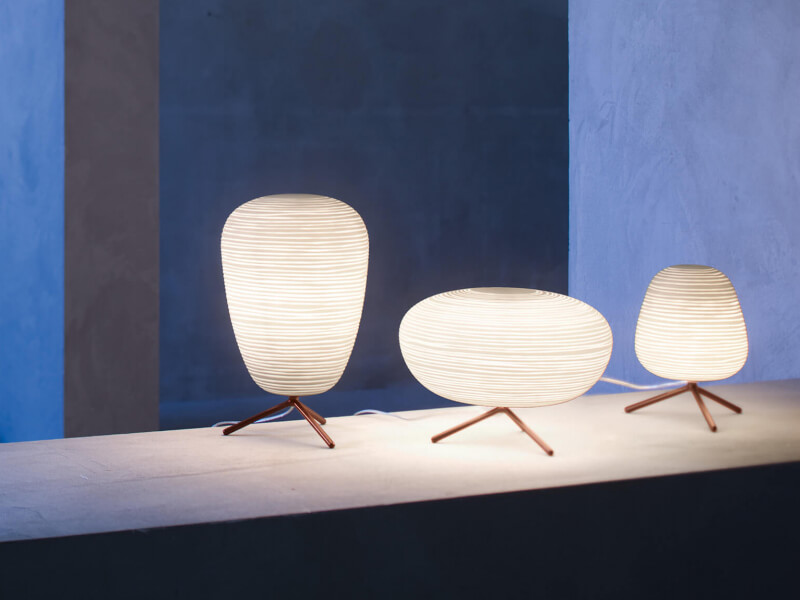 Tischlampen auf einer Ablage - Leuchten, Licht, Tischlicht, Stehleuchten, Beleuchtung - bühler einrichtungen in Friesenheim bei Offenburg zwischen Karlsruhe und Freiburg