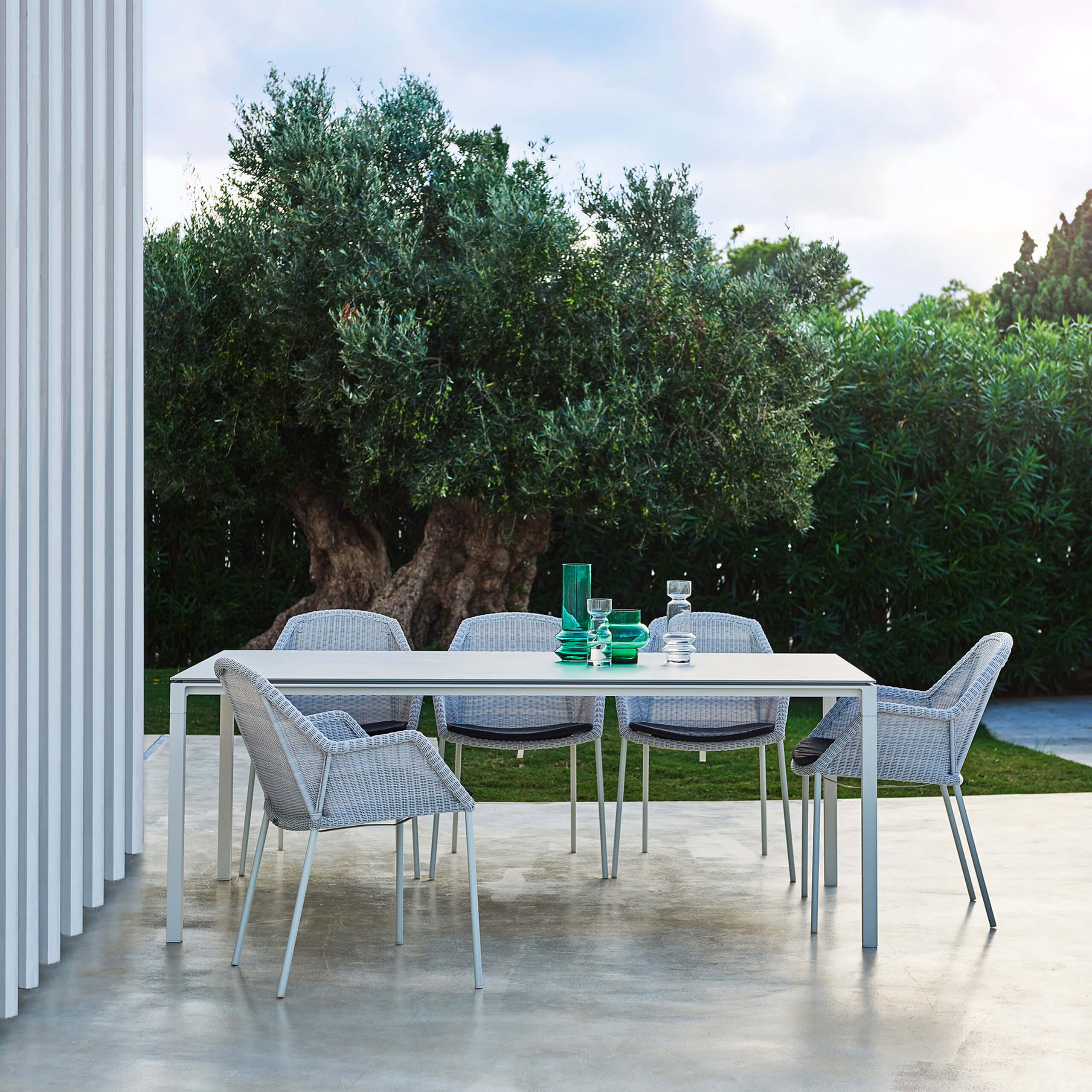 Gartenmöbel von bühler einrichtungen - Gartenmöbel, Outdoor, Gartentisch, Gartenstuhl, Beistelltisch, Garten - bühler einrichtungen in Friesenheim bei Offenburg zwischen Karlsruhe und Freiburg