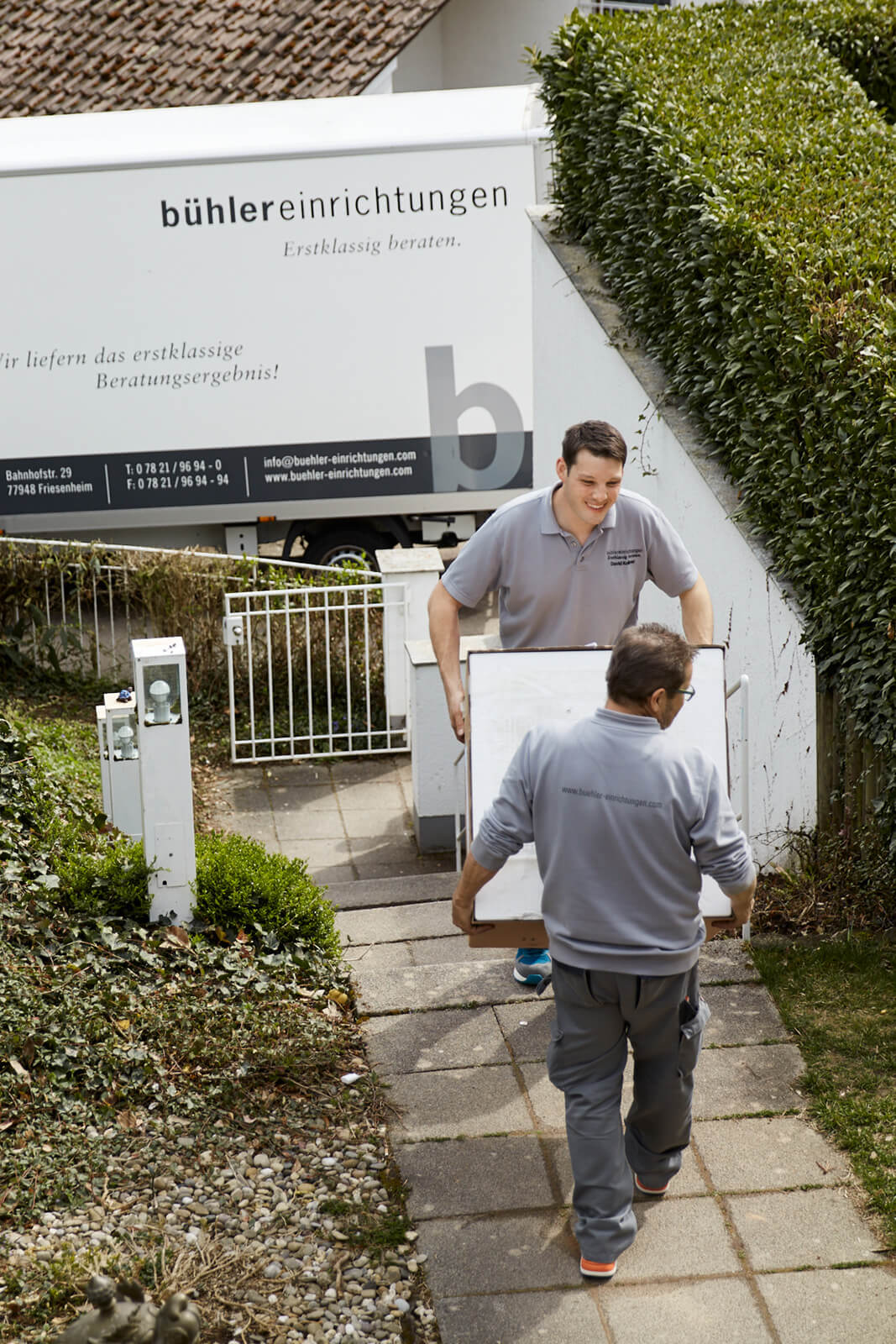 Lieferservice von bühler einrichtungen - Lieferservice, Möbellieferung, Service, Einrichtungsberatung, Einrichtung, Möbelversand - bühler einrichtungen in Friesenheim bei Offenburg zwischen Karlsruhe und Freiburg