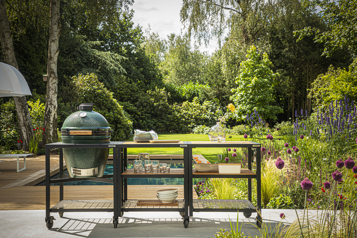 Hochwertige Gas-, Keramik- und Oberhitzegrills für Ihren Garten