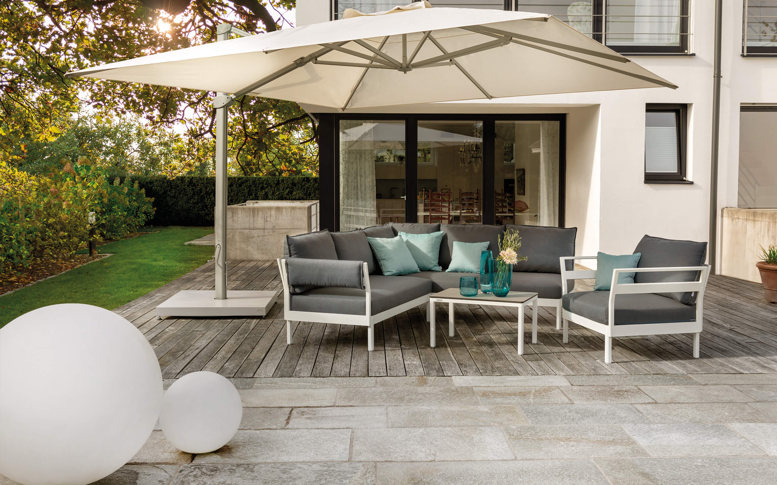 Poolsituation – Caneline Outdoor Möbel| Hochklassige Gartenmöbel