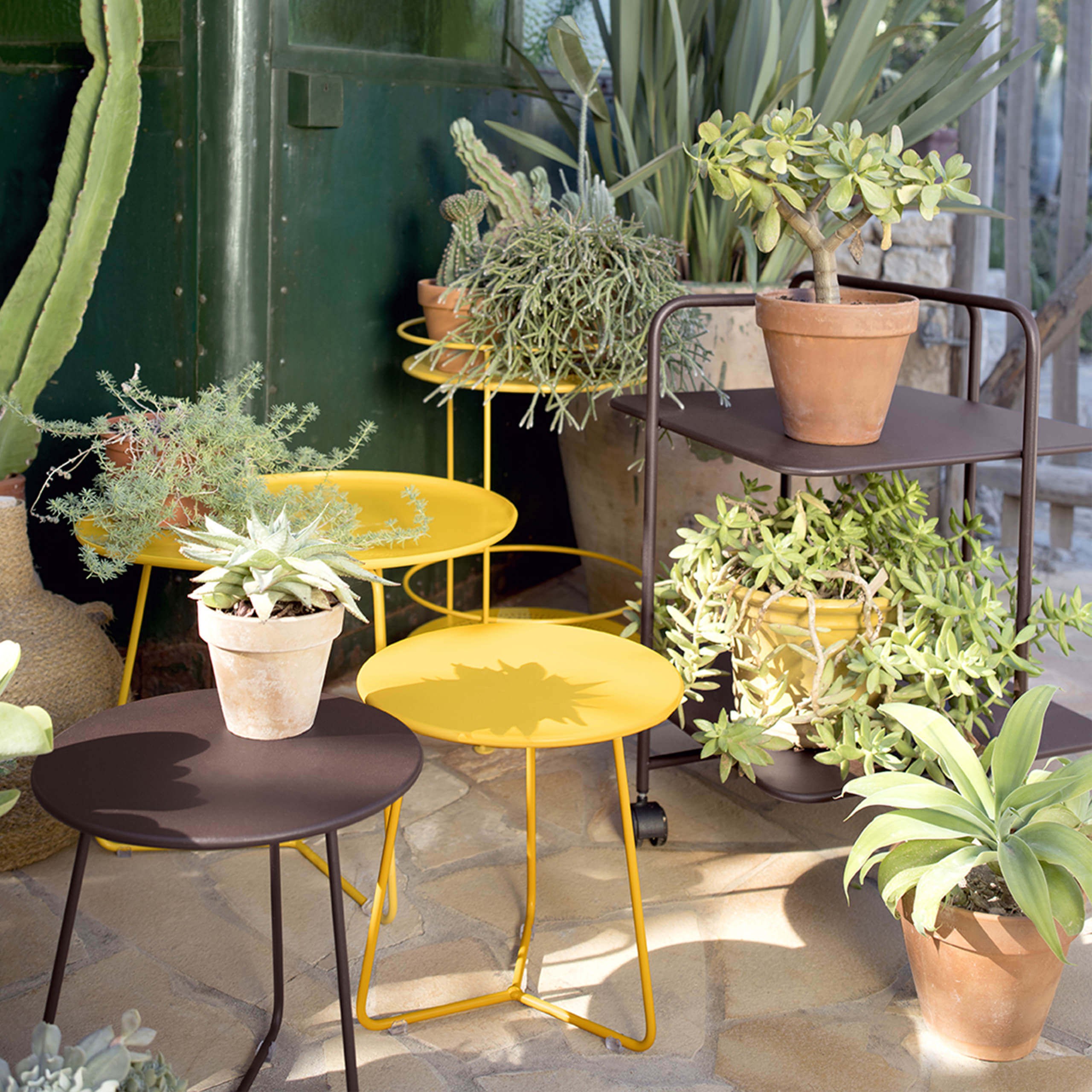 Metalltische, Beistelltische, Servierwagen - Gartenmöbel, Outdoor, Servierwagen, Beistelltische, Accessoires - bühler einrichtungen in Friesenheim bei Offenburg zwischen Karlsruhe und Freiburg